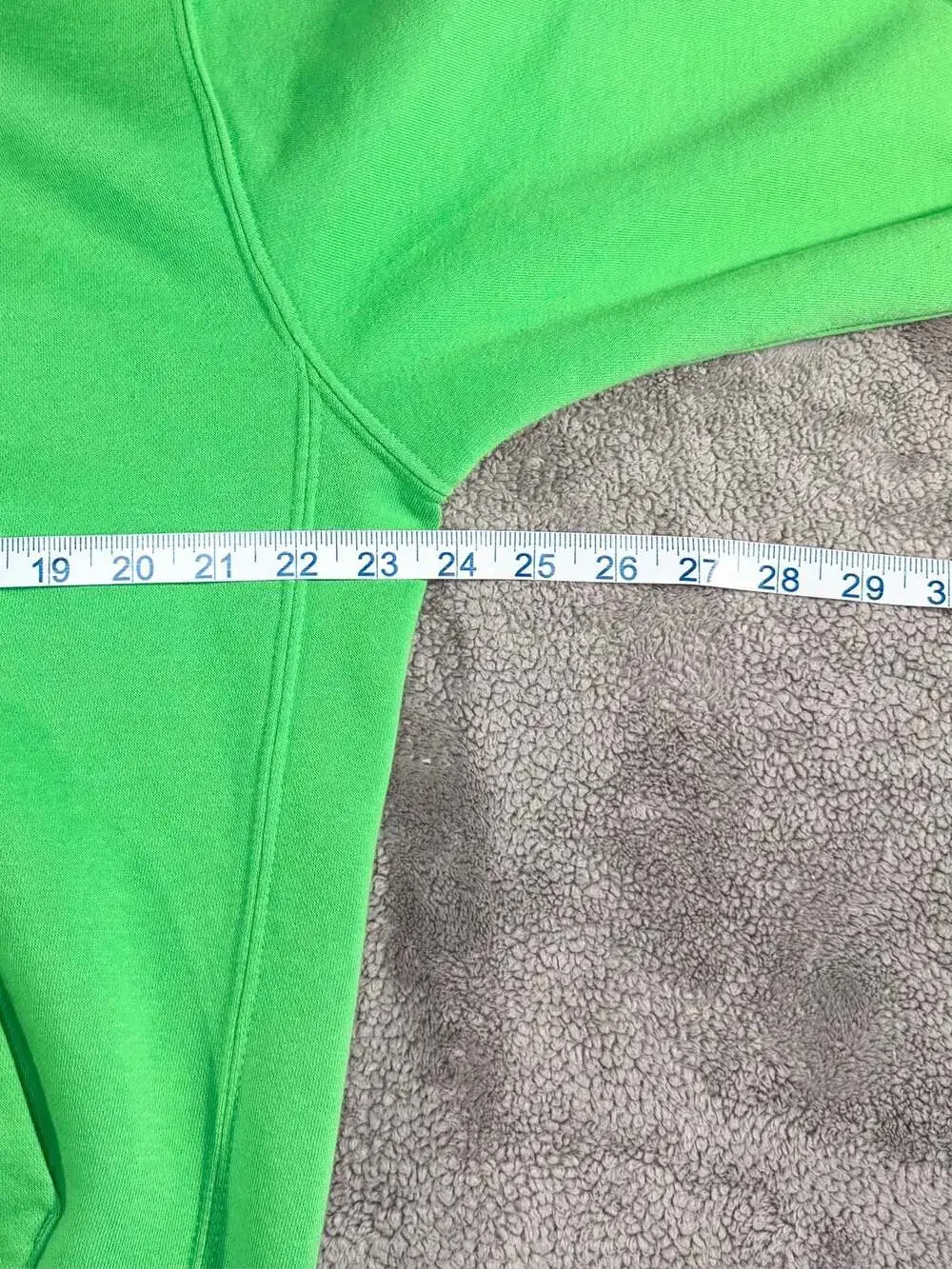 Nike Sportswear Club Pullover Fleece Hoodie in Green Spark, M